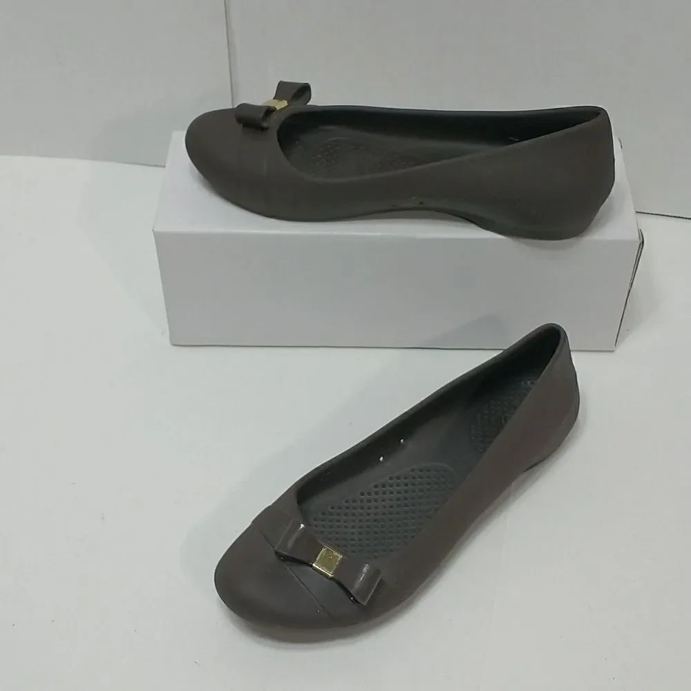 Crocs Women's 7 Brown Gianna Bow Ballet Flats